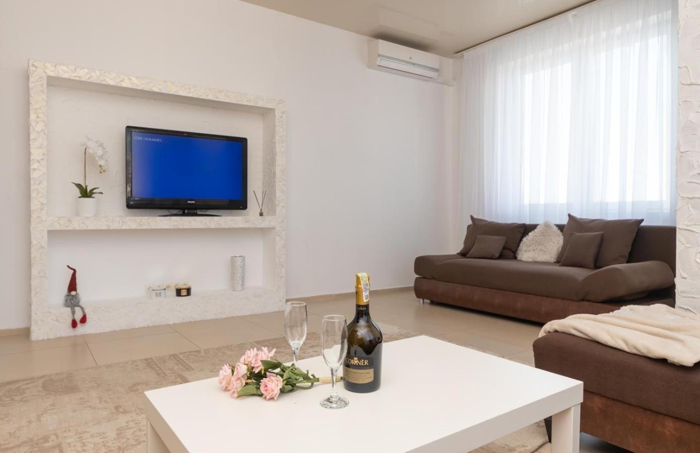 Obolon Natalka Park Apartment