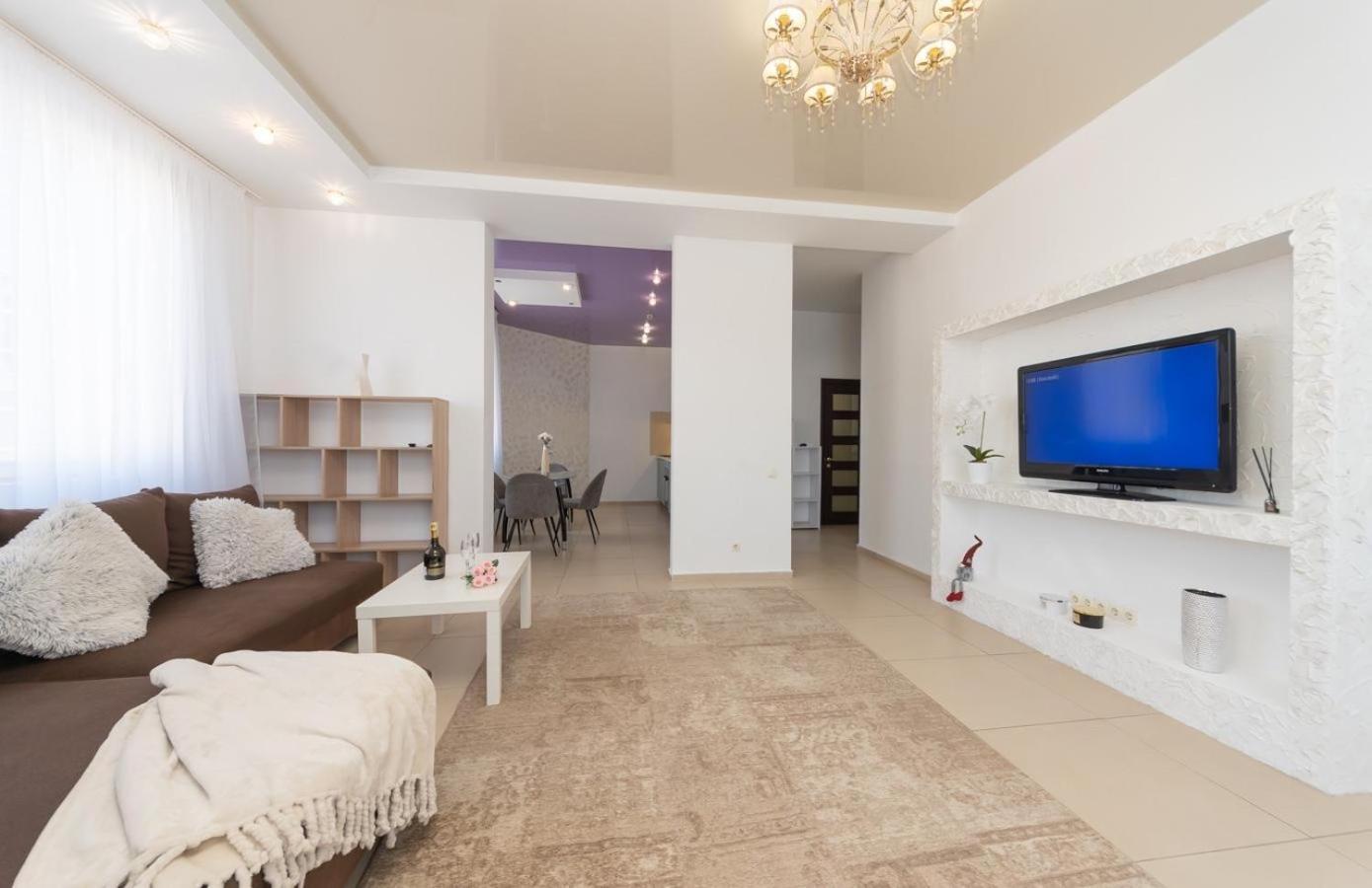 Obolon Natalka Park Apartment Kyiv